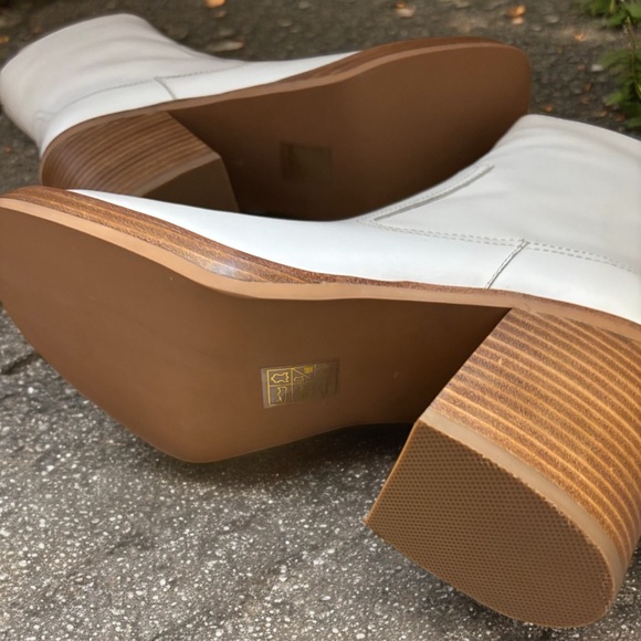 65% OFF JEFFREY CAMPBELL WHITE LEATHER MAXEM BOOT NO OFFERS - Picture 7 of 10